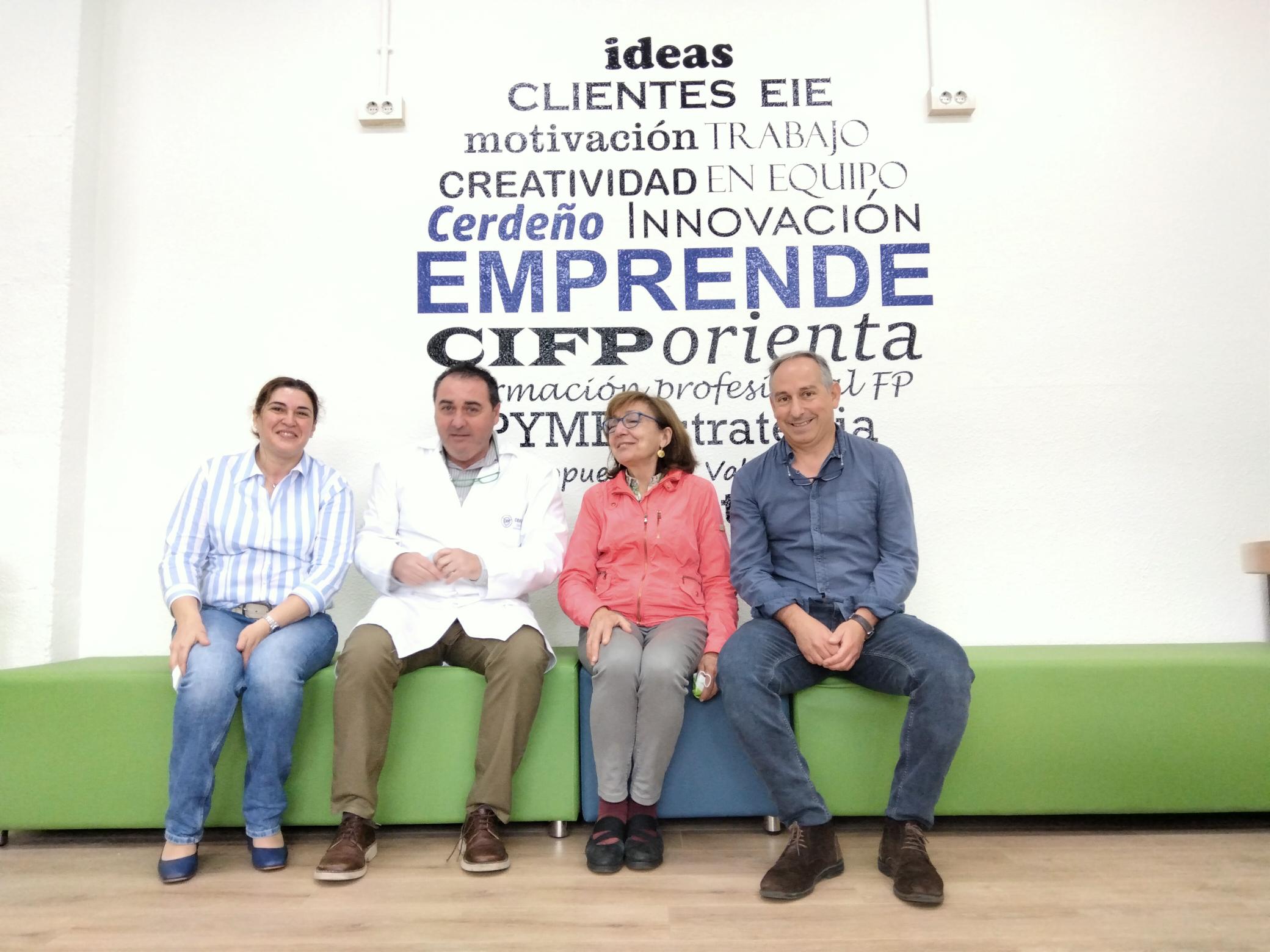 UNIDAD DE ORIENT. Y EMPLEO : CHARLA AURORA ASTUDILLO